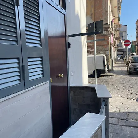 ベッド・アンド・ブレックファスト Lovely House