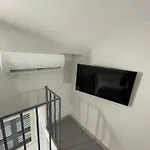Lovely House 4*