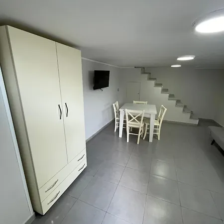 Lovely House Alojamento de Acomodação e Pequeno-almoço 4*