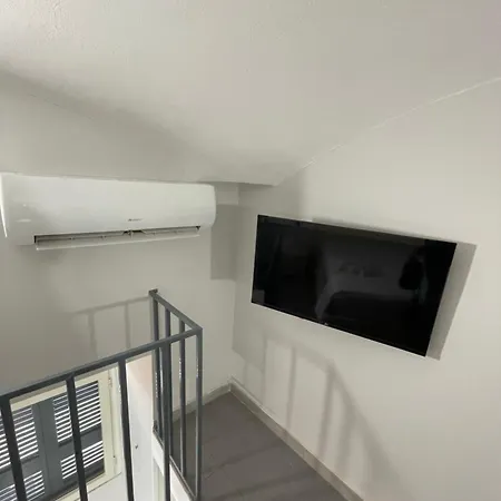 Lovely House 4*